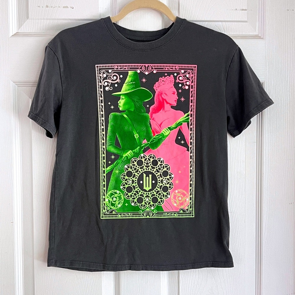 Wicked Graphic T-Shirt Large 10/12 Girls OR Sz S Woman  Broadway Movie Tee